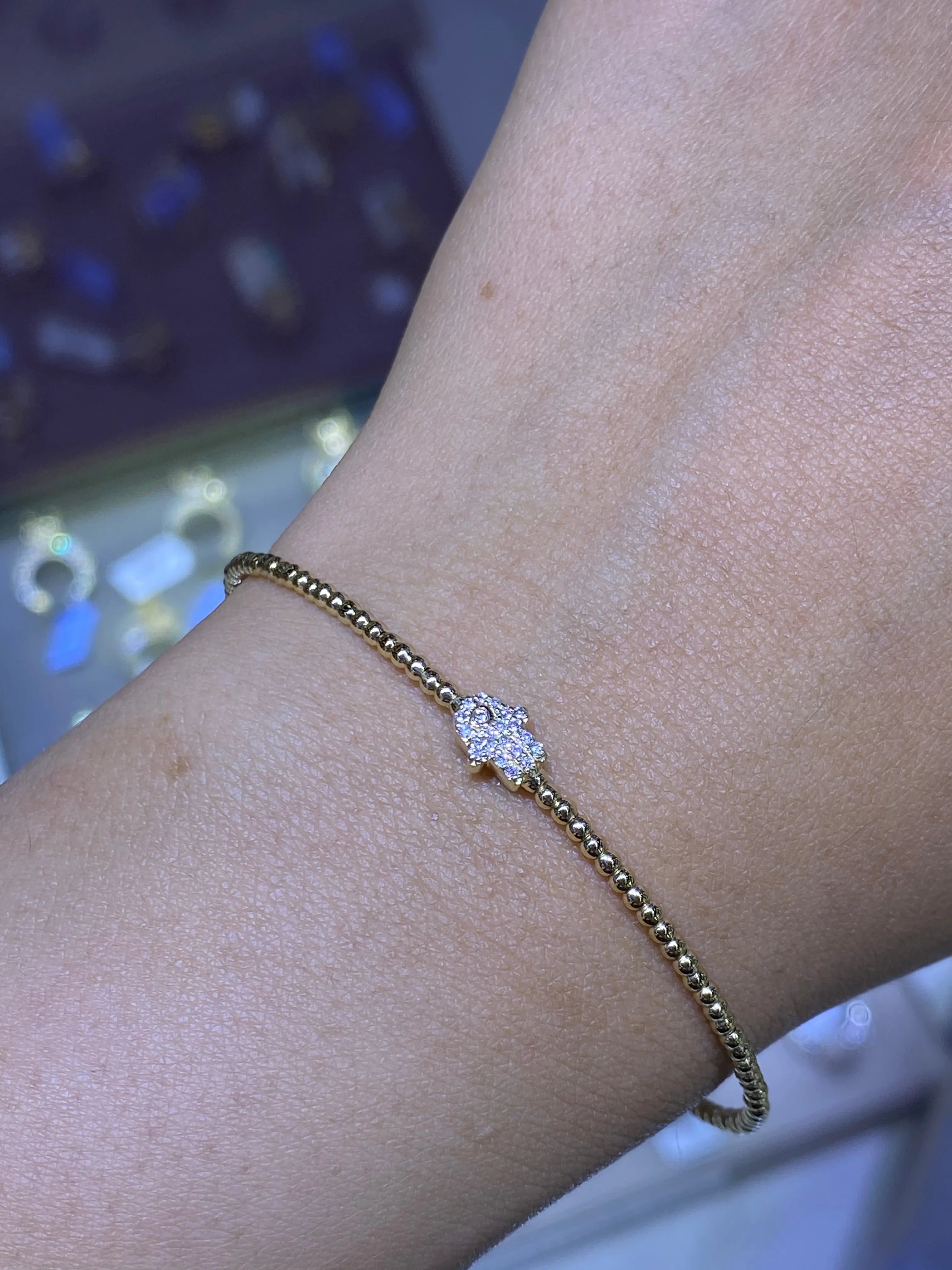 14k Gold Bubble Hamsa Diamond Bangle