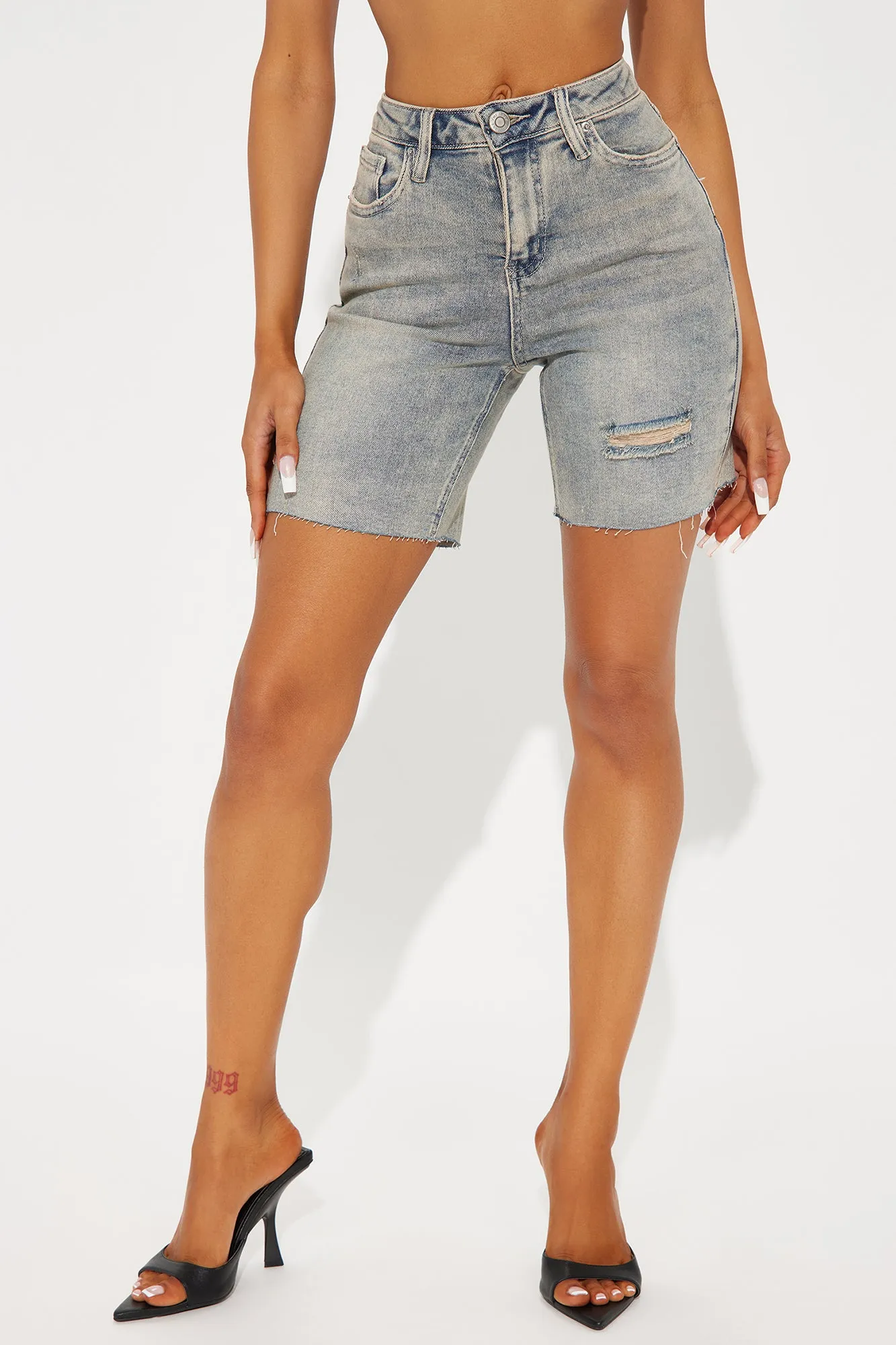 One Thing On My Mind Stretch Denim Bermuda Shorts - Vintage Wash