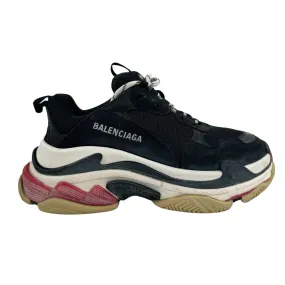 Women's Triple S Low Trainers Black Size EU 38 / UK 5